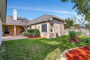 Building Photo - 3015 Newbrook Dr