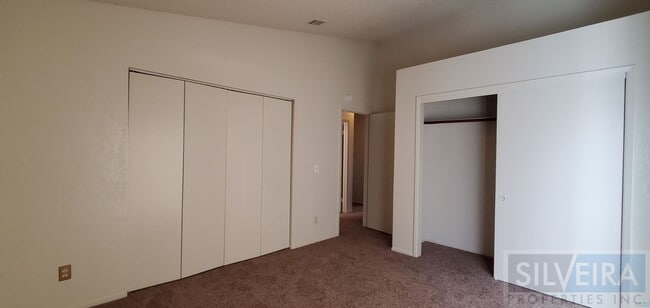 Building Photo - Gated Community 3 Bedroom 2 Bath in Preisker Gardens!