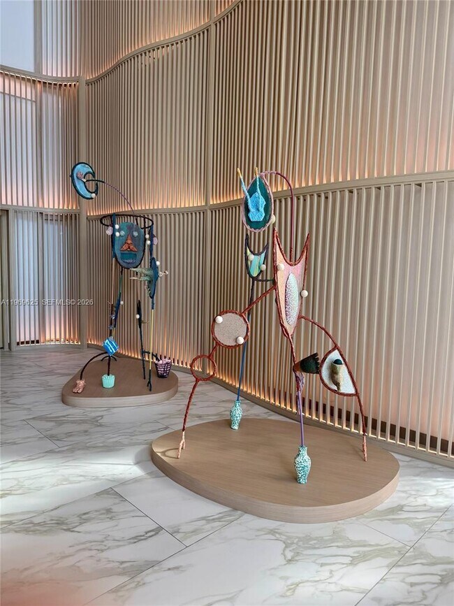 Building Photo - 900 N Ocean Blvd