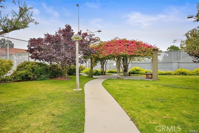 Building Photo - 27937 Ridgebluff Ct