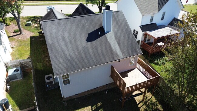 Building Photo - 223 Gregory Dr