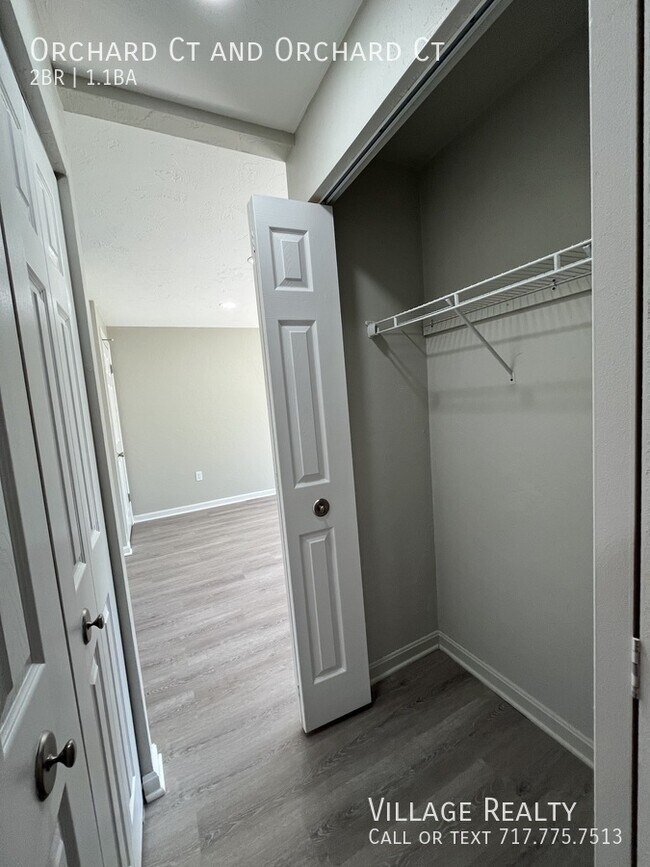 Building Photo - 306 Orchard Ct