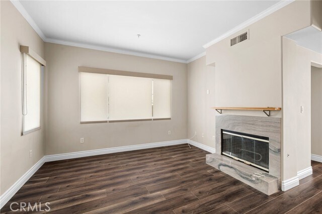 Building Photo - 1224 Stanley Ave
