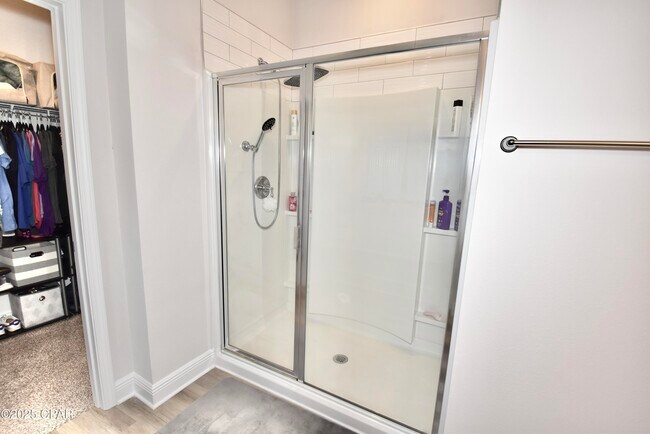 Building Photo - 4858 Sweetspire Dr