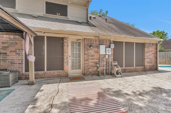 Building Photo - 16042 Glenbrook Knoll Ln