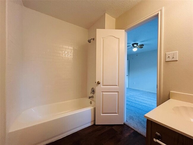 Building Photo - 3639 Bass Loop