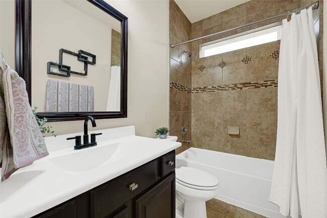 Building Photo - 3914 Prine Ln