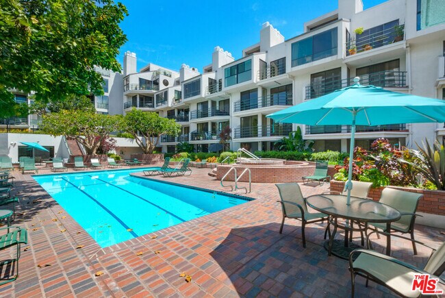 Building Photo - 2920 Neilson Wy