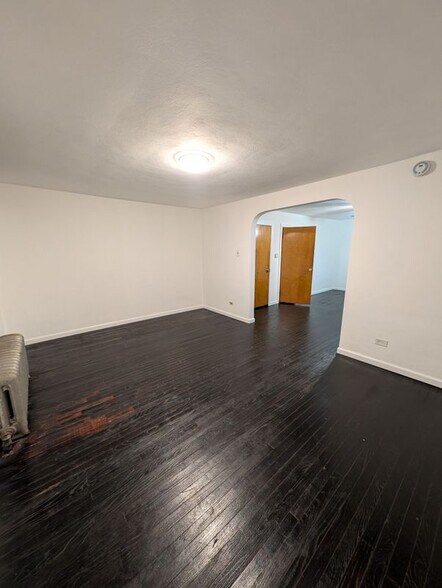 Building Photo - 46 N Meade St