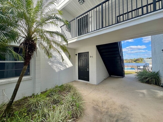 Building Photo - Buckeye Condo | Pool & Lake View | Ground Floor