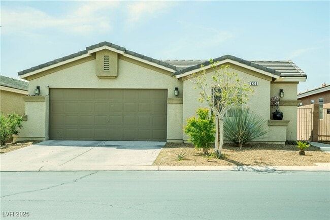 Primary Photo - 8223 Buffalo Ranch Ave