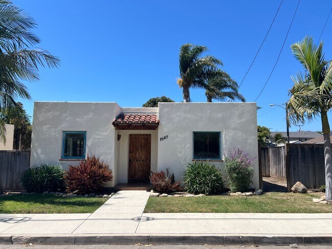 Primary Photo - 1633-1649 Cameron St