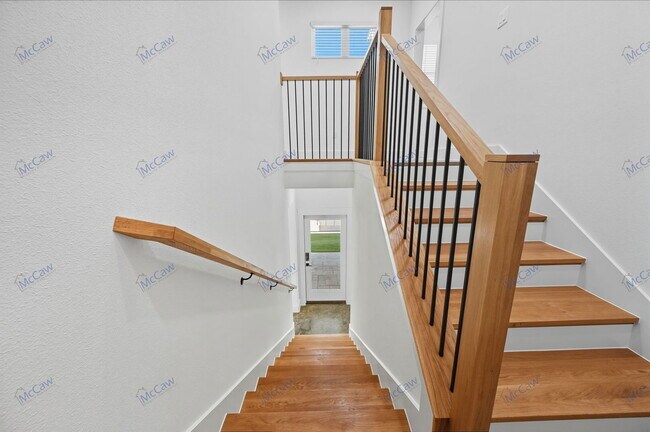 Building Photo - 100 Cardinal Wds