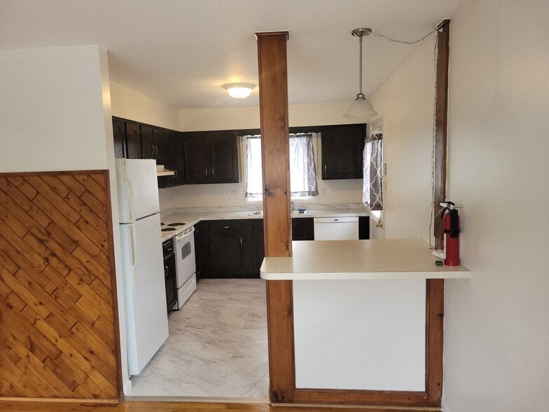 Kitchen - 3 Louise Dr