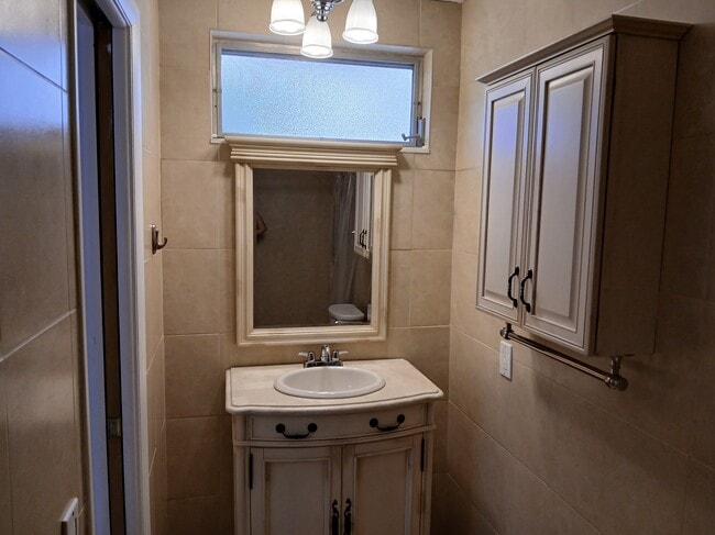 Building Photo - 5682 45th Ave N