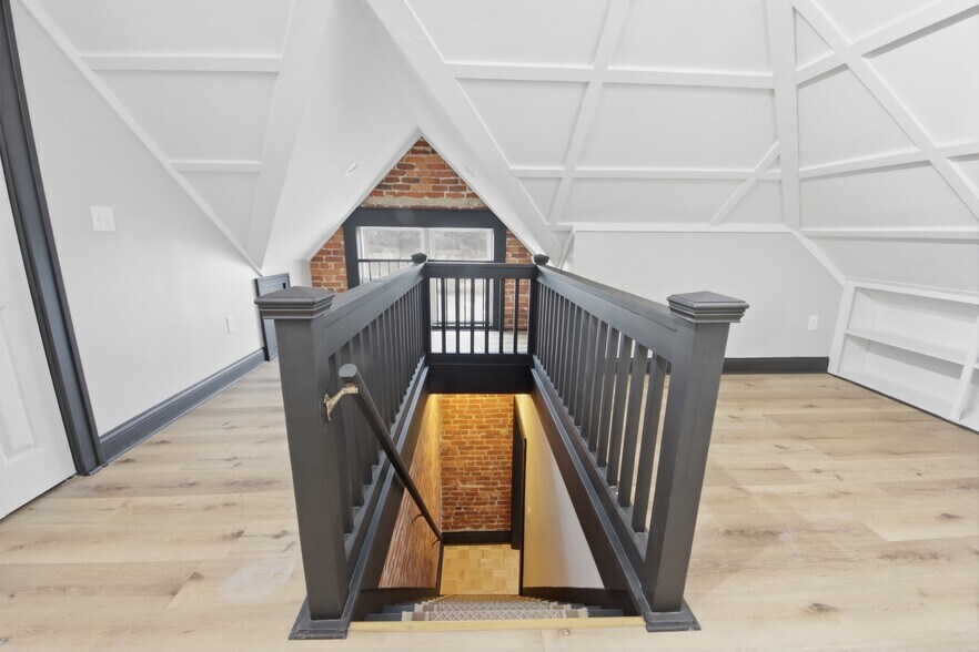 Building Photo - 767 Wager St