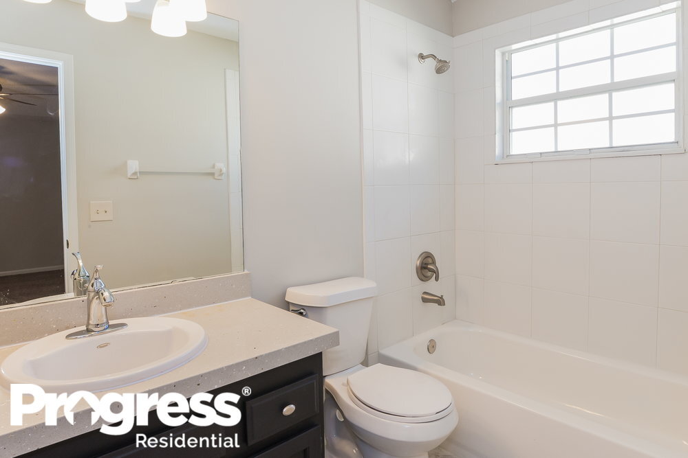 Building Photo - 3571 Barbizon Ct