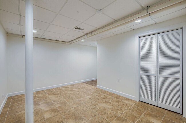 Building Photo - 1161 Gavin Ct