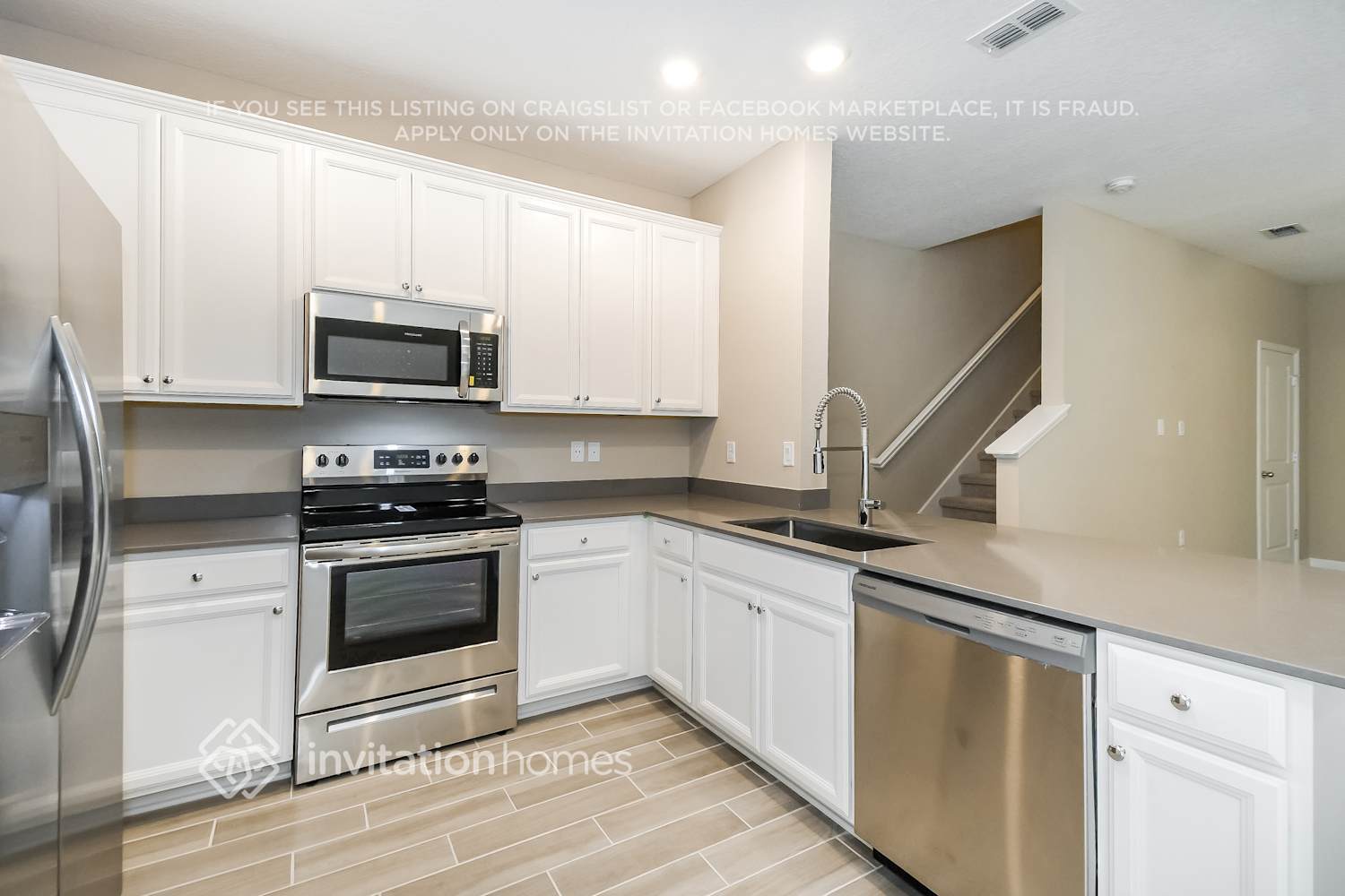 Building Photo - 501 Cherry Ridge Dr