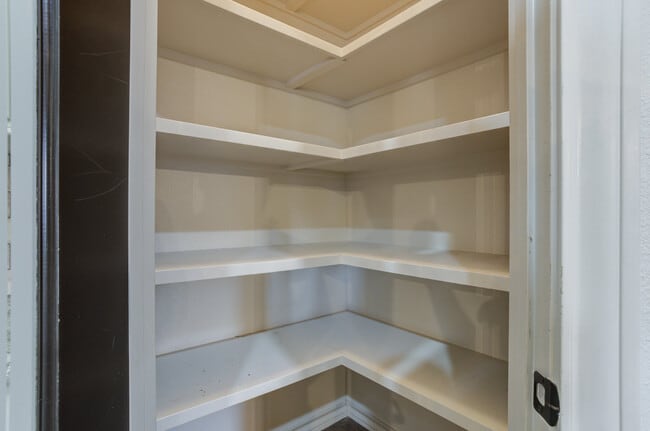 Building Photo - 803 Avenue S