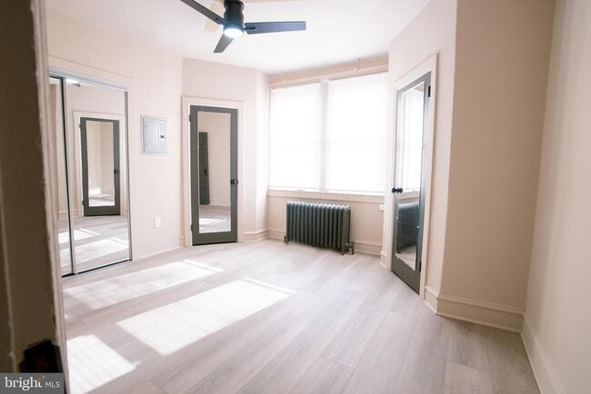 Building Photo - 5446 W Berks St