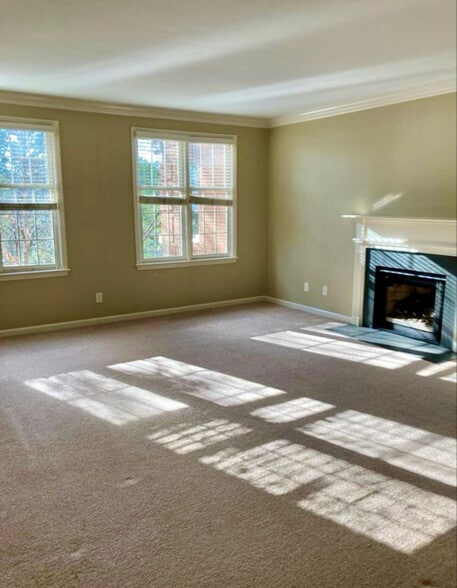 Building Photo - 2350 Montevallo Rd