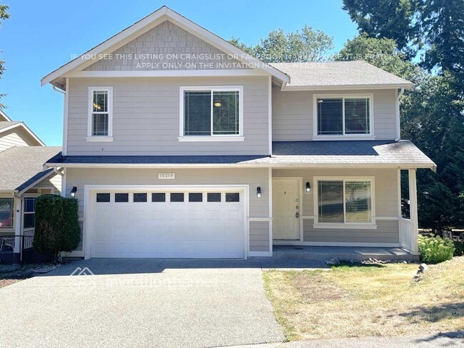 Building Photo - 15219 24th Ave E