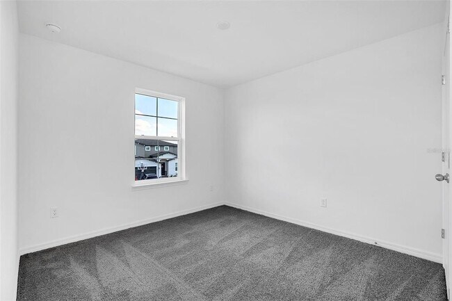 Building Photo - 1217 Grassland Ave