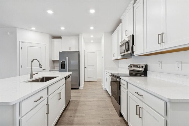 Building Photo - 31942 Folk Top St