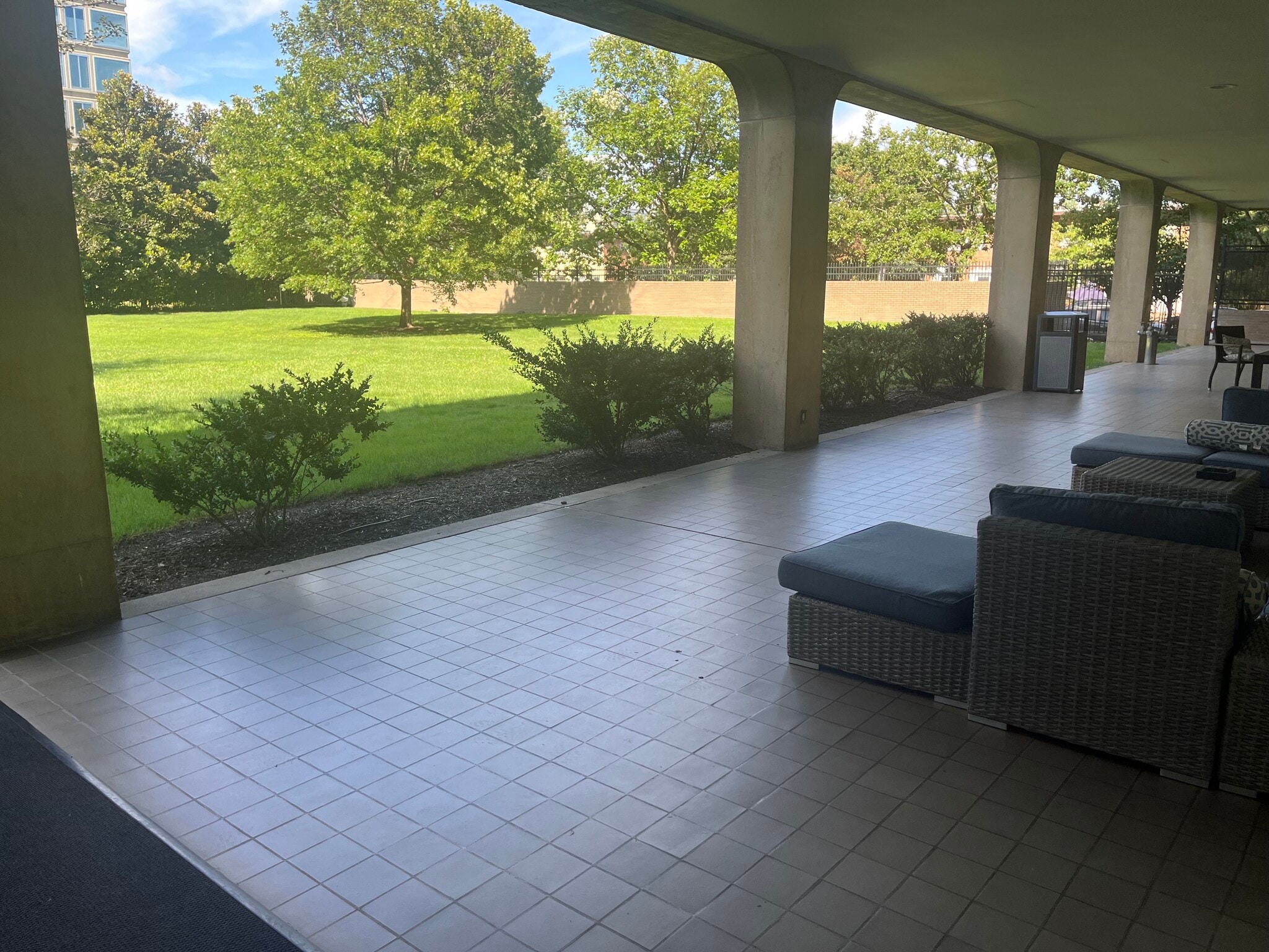 Patio and courtyard - 1101 3rd St SW