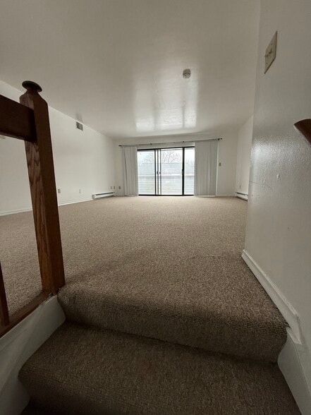 Building Photo - 96 Candlewood Dr