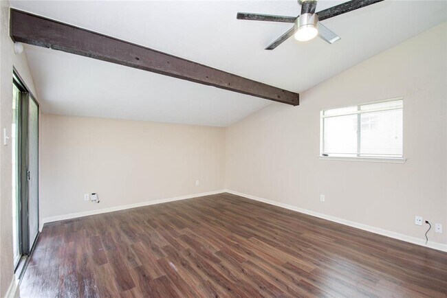 Building Photo - 3907 Postwood Dr