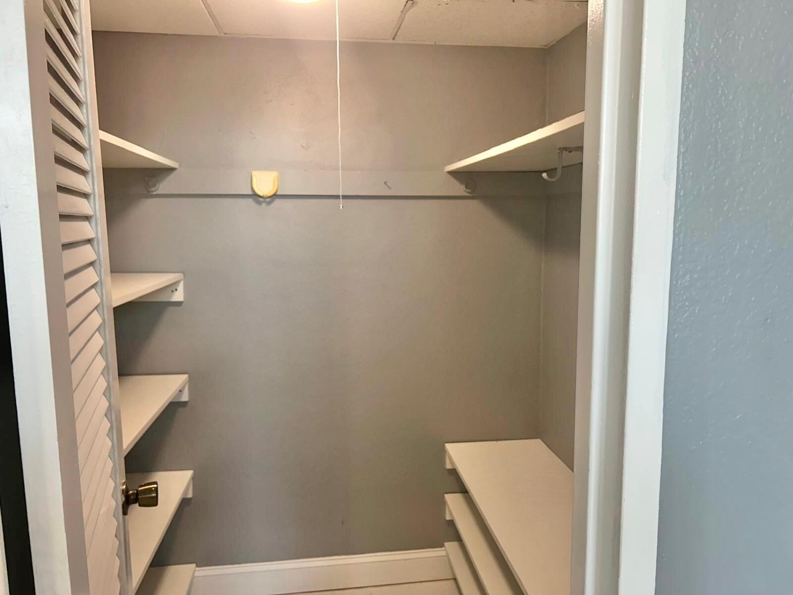 Building Photo - 3801 S Ocean Dr