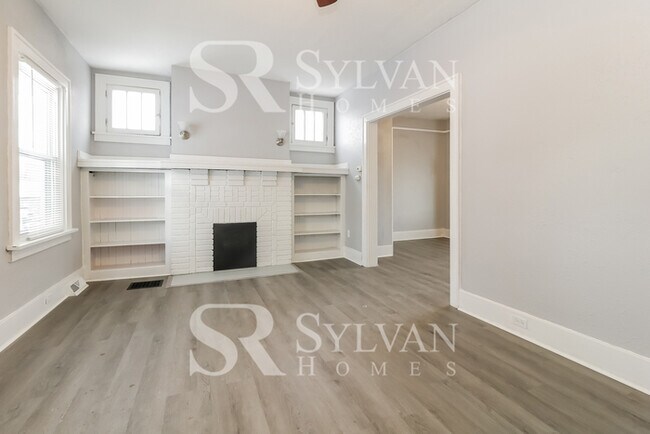 Building Photo - Beautiful 3BR 1.5BA Home