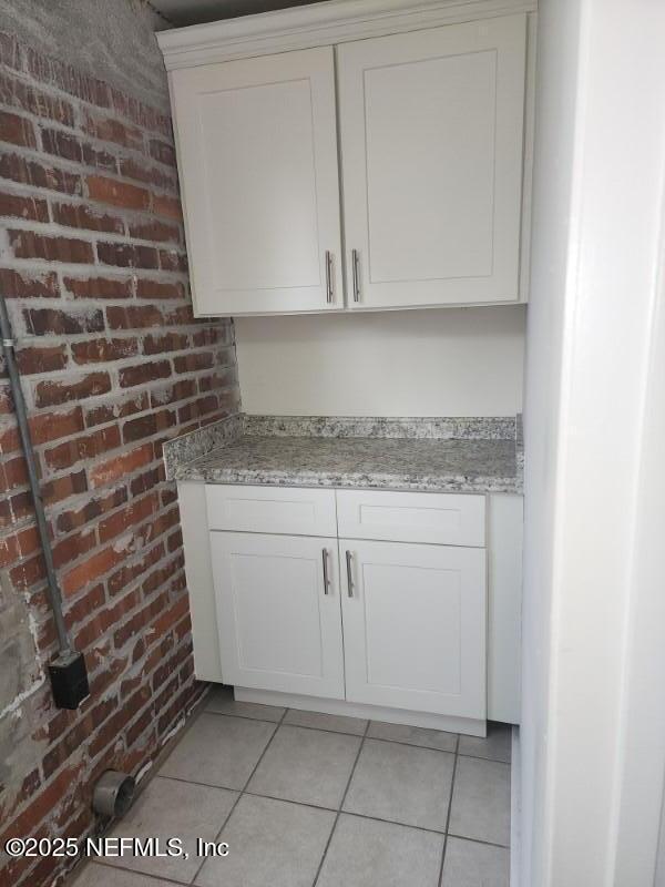 Building Photo - 3058 Mangrove Ave