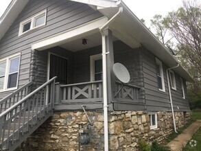 Building Photo - 3515 Mersington Ave