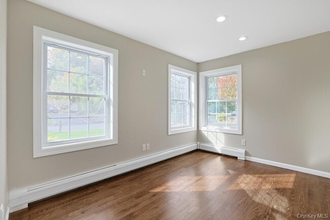 Building Photo - 36 Windmill Ln