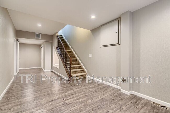 Building Photo - 645 W 171st Pl