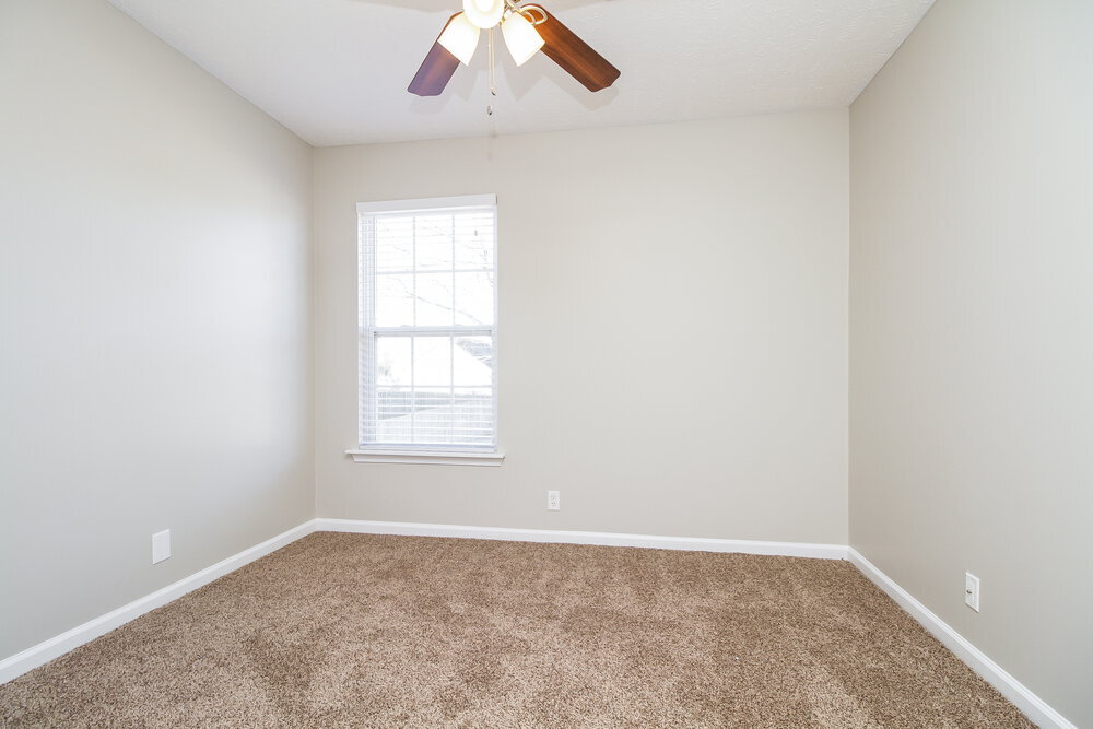 Building Photo - 315 Slippery Rock Dr