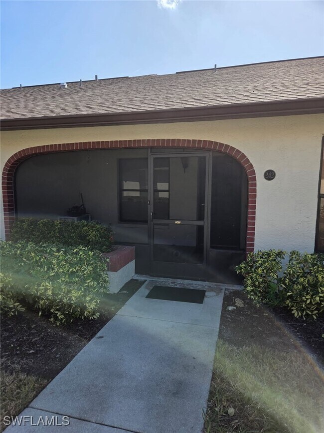 Building Photo - 16580 Ginger Ln