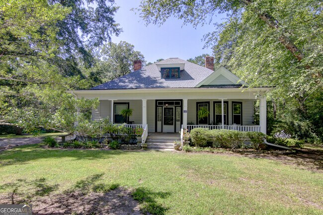 Building Photo - 127 Wilkins Rd