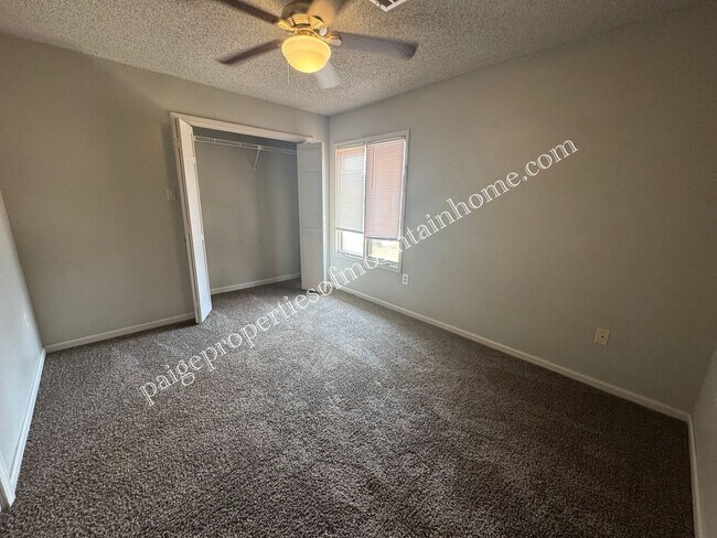 Building Photo - 605 Cooper Estates Dr