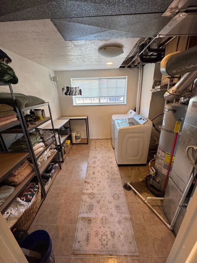 Building Photo - 1532 W 1740 N