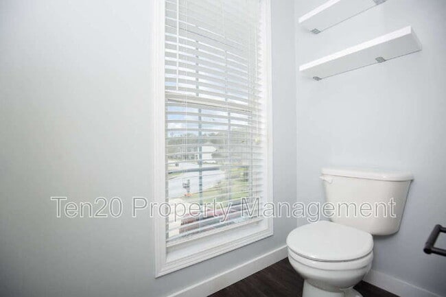 Building Photo - 2809 Dotti Dr