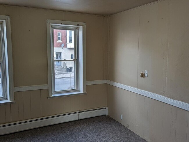 Building Photo - Huge 5bd in York!!