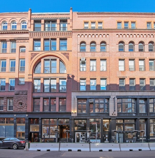 Building Photo - 107 South St