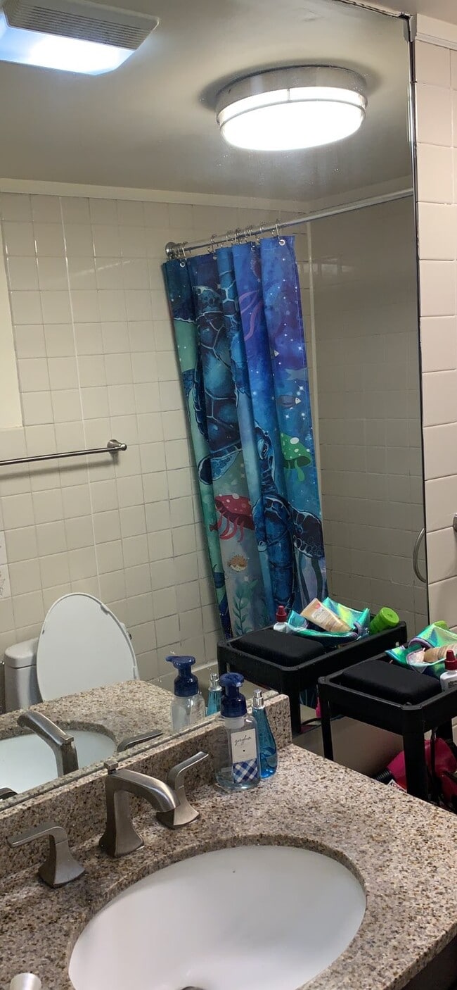 Building Photo - 61 Hillcrest Blvd