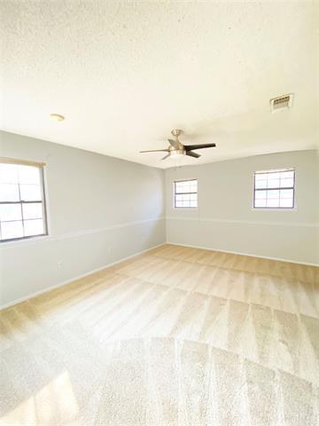 Building Photo - 10905 Wintergreen Hill