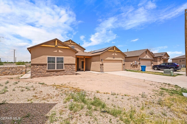 Building Photo - 618 Rafael Marmolejo St