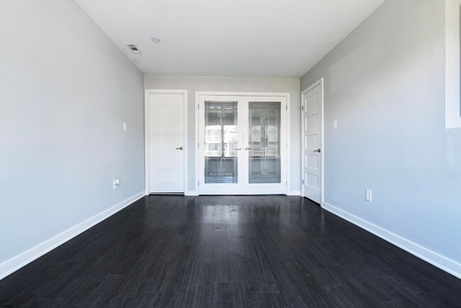 Building Photo - 903 Harbour Cove